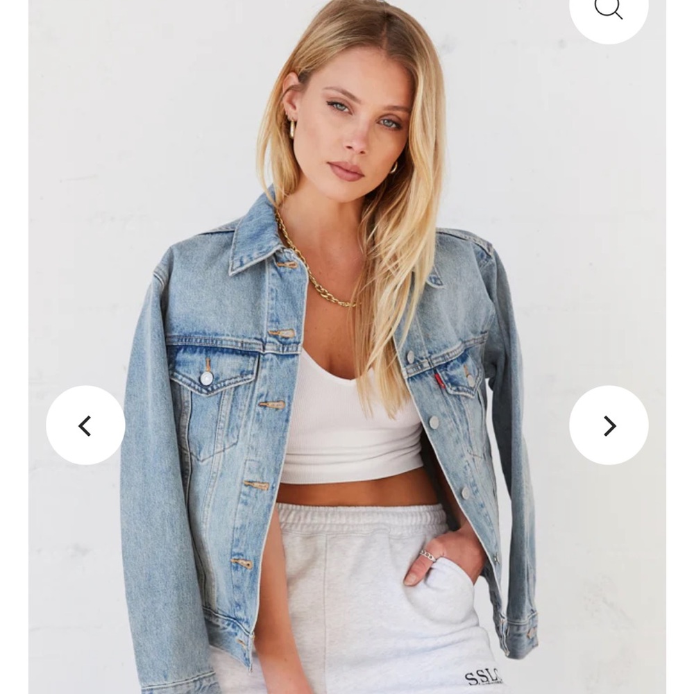 Levi's ex boyfriend light wash Jean Jacket